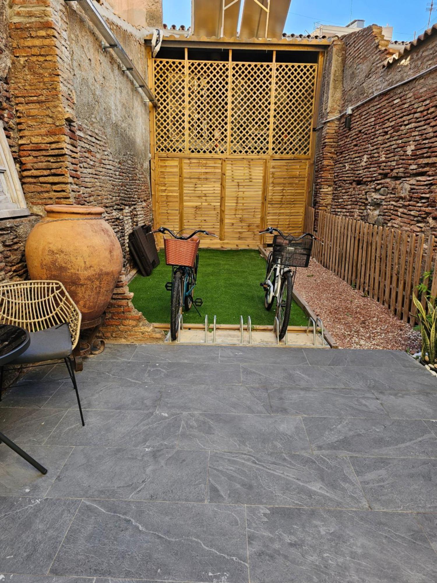 Centro Estudio Trinidad Malaga 3 ภายนอก รูปภาพ